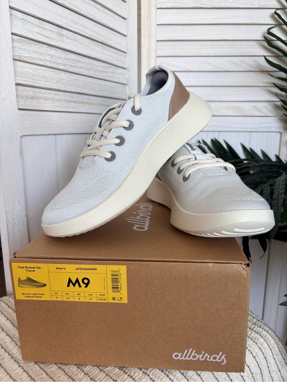Allbirds Tree Runner Go Travel Sneakers Men’s 9 Blizzard Light Khaki NIB